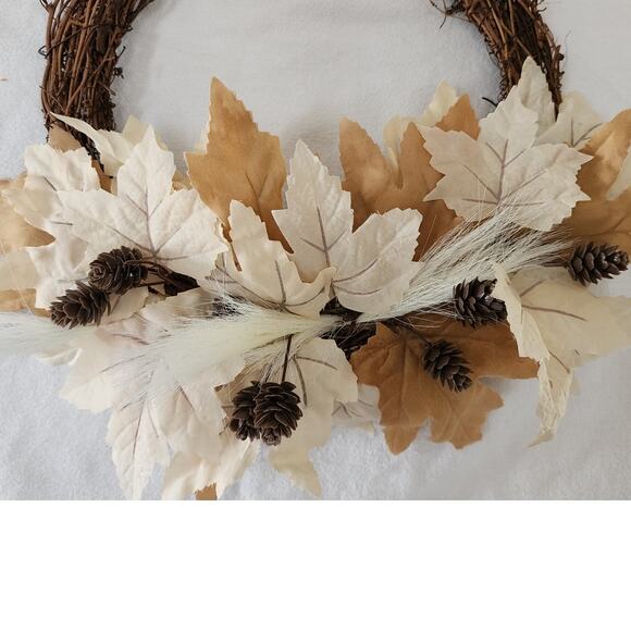 Harvest Grapevine and Cream Oak Leaf Wreath - Picture 3 of 3